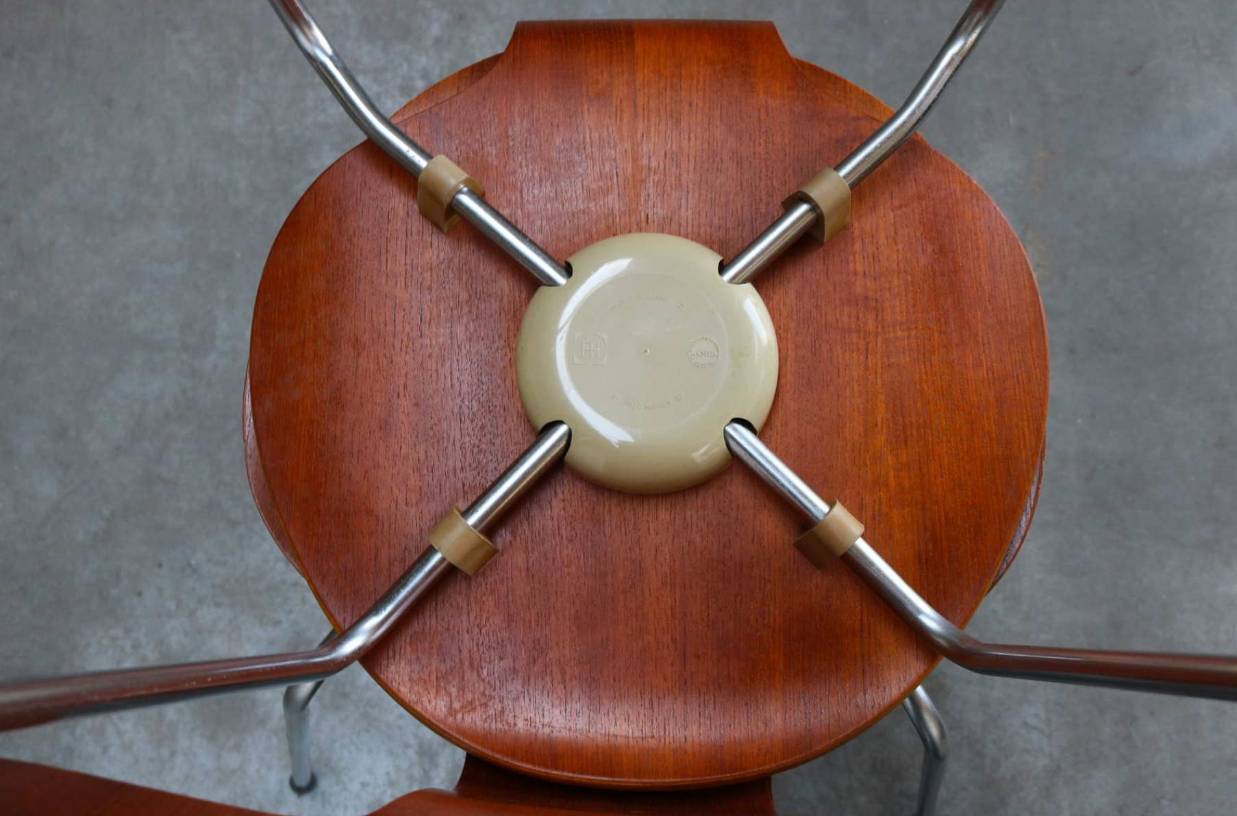 Model 3105 Mosquito chairs by Arne Jacobsen for Fritz Hansen 1967