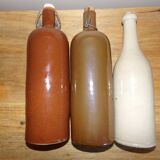 Lot of 3 bottles of varnished sandstone