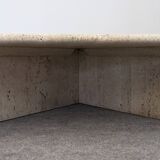 Paire de tables basses italiennes en travertin par Up & Up vers 1970