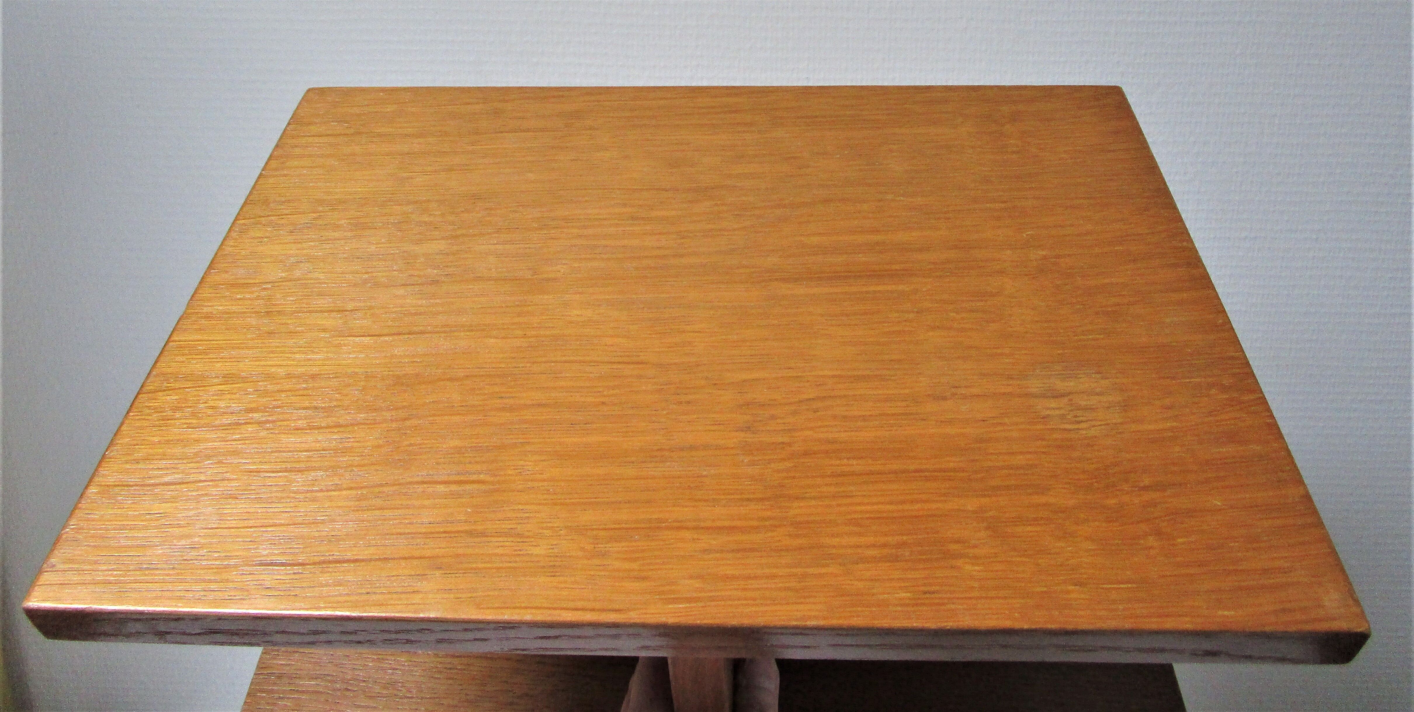 Light wood tripod bedside  1960