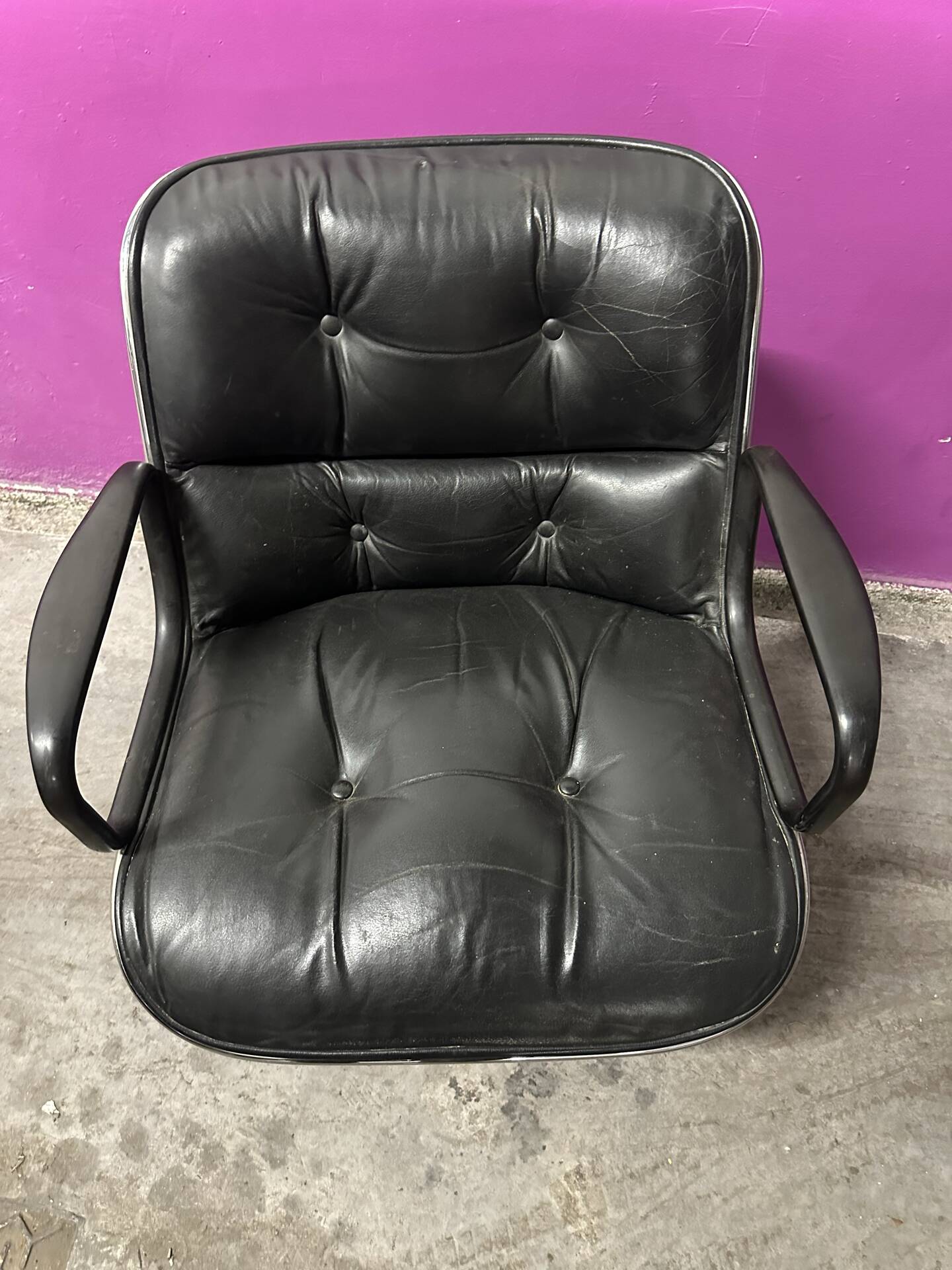 Fauteuil Pollock Knoll premier édition ( piètement épingle)