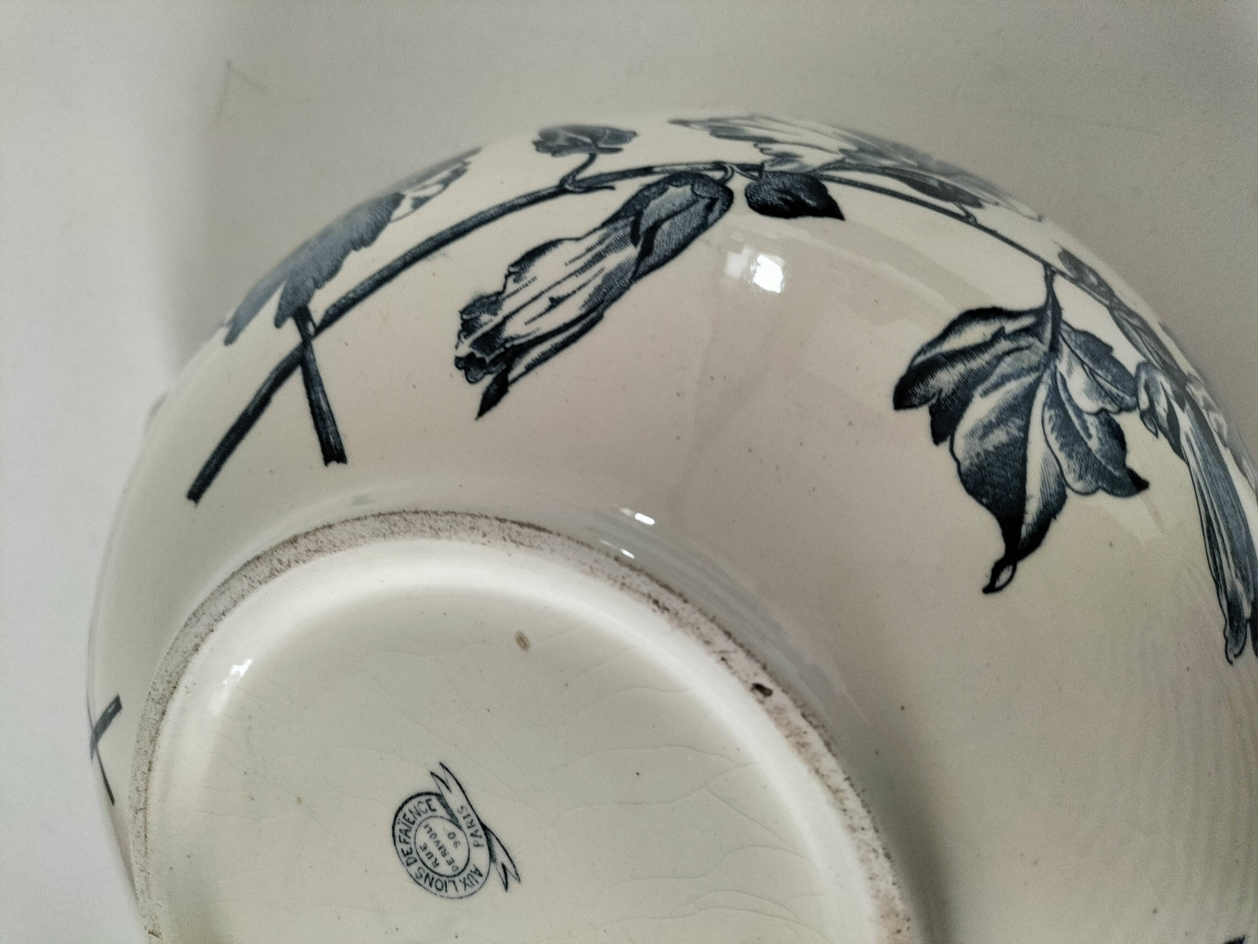 Lion Soup Tureen – Blue-grey Hollyhocks 1890-1920