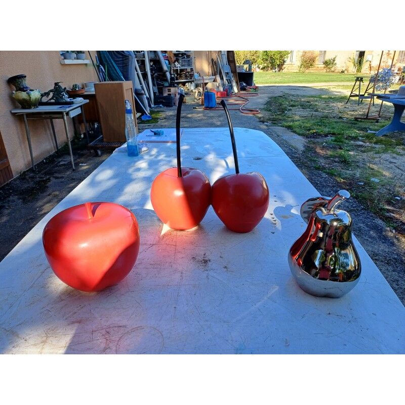 Vintage fruit set in resin and earthenware