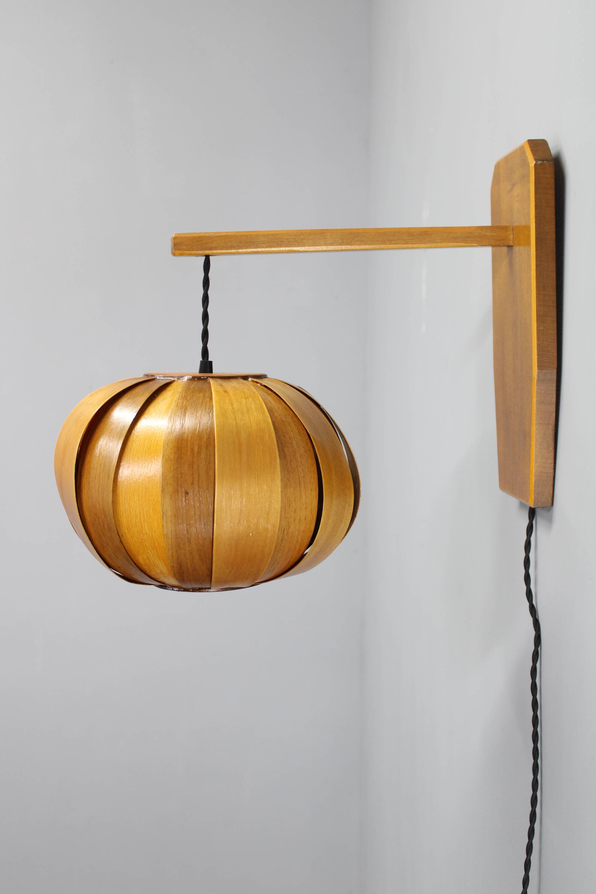 1960s Wooden Wall Lamp, Czechoslovakia
