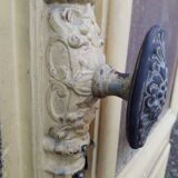Porte d'entrée cintrée double en chêne, grilles et verre, XIXème