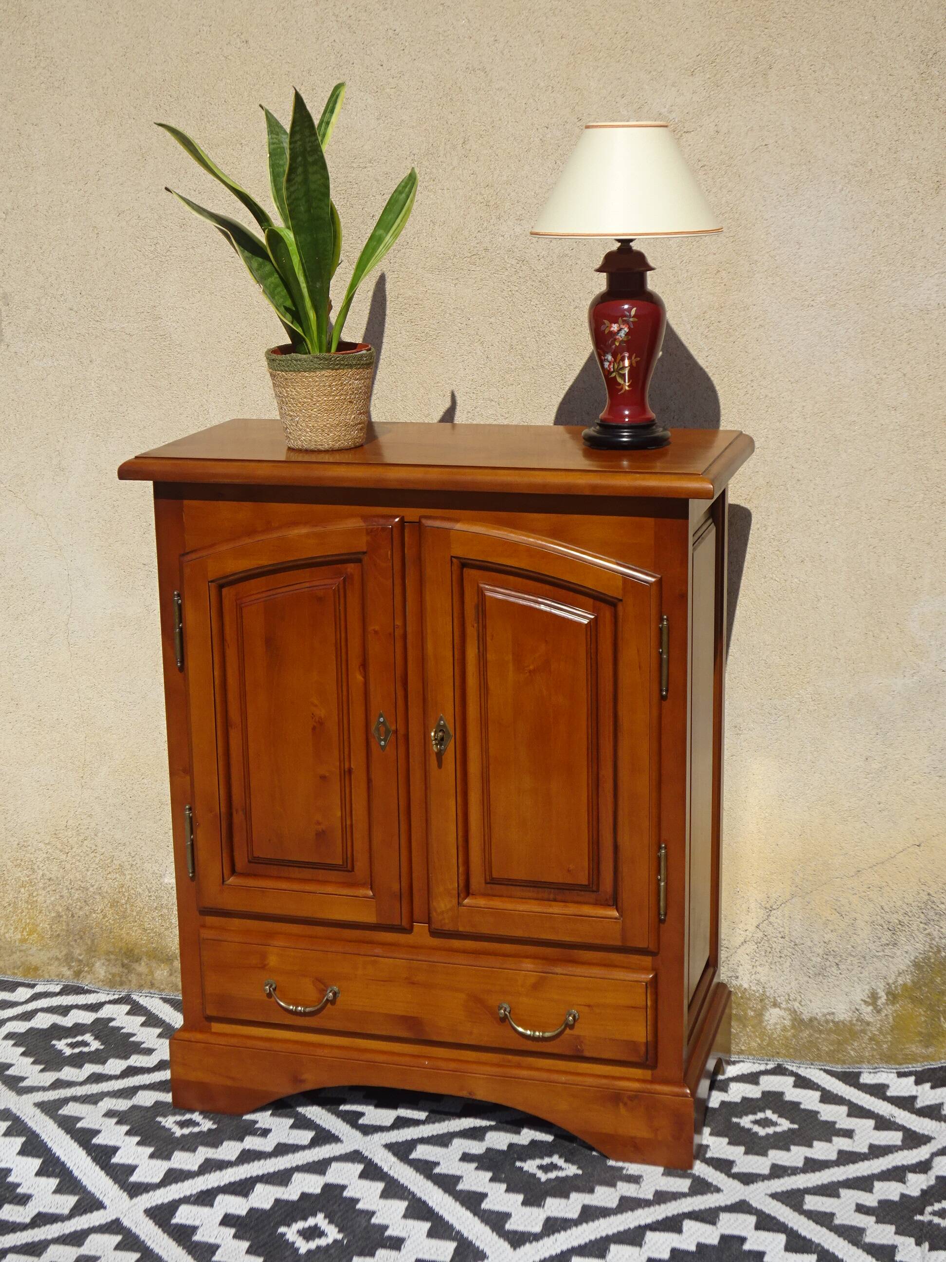 Petit meuble vintage, faible profondeur