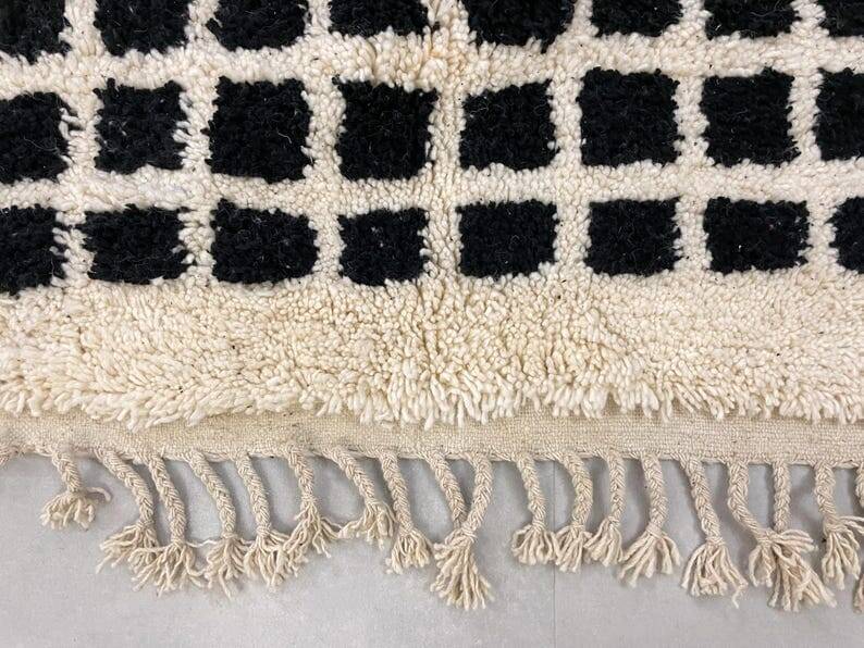 Handmade black square rug size 150 x 250 cm