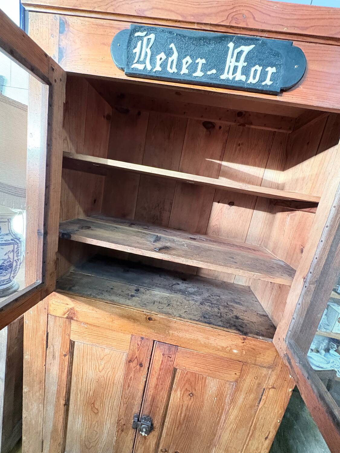 Breton display cabinet in pitch pine