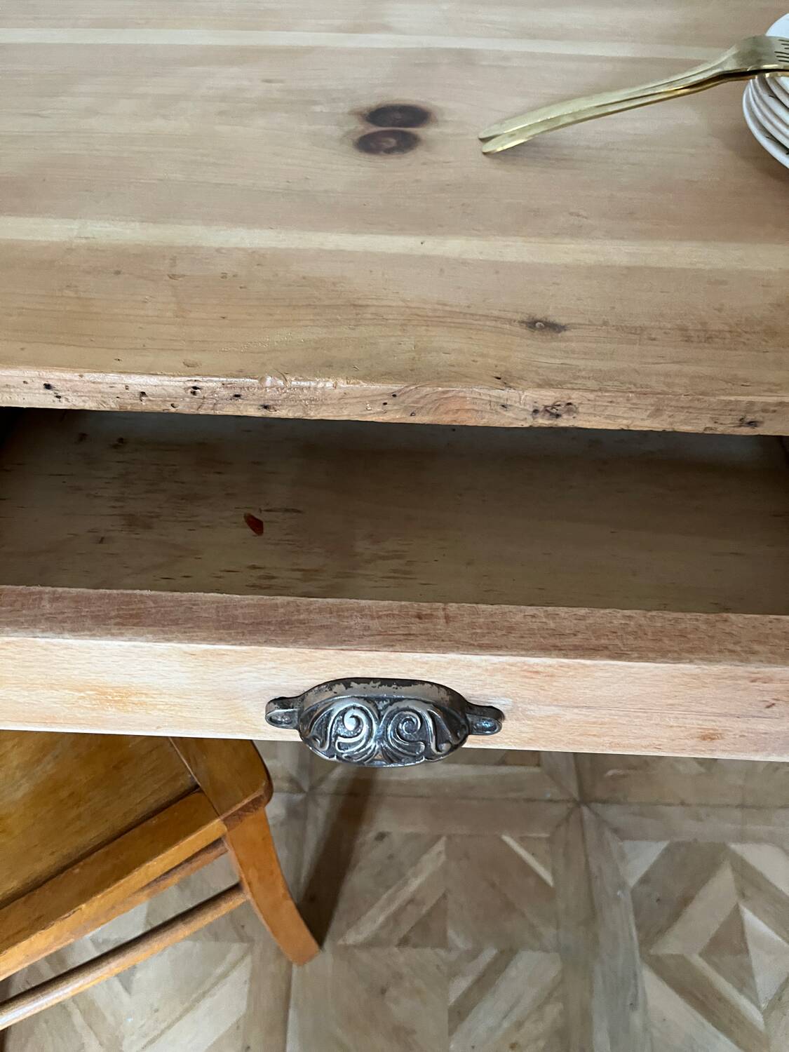 Raw wood farmhouse table