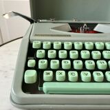 Machine à écrire vert menthe hermes baby made in switzerland