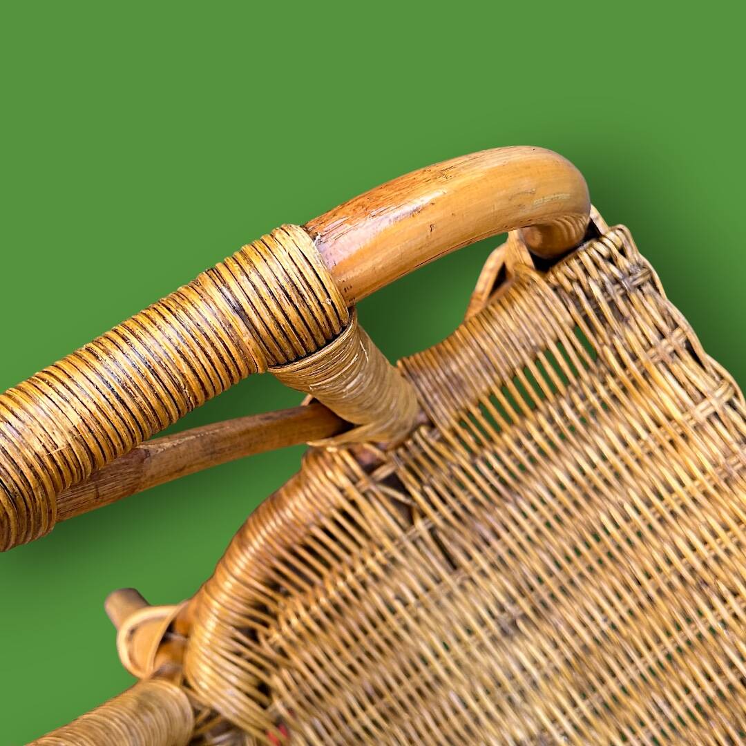 Petit fauteuil pour enfant en rotin & bambou – tressage artisanal – vintage