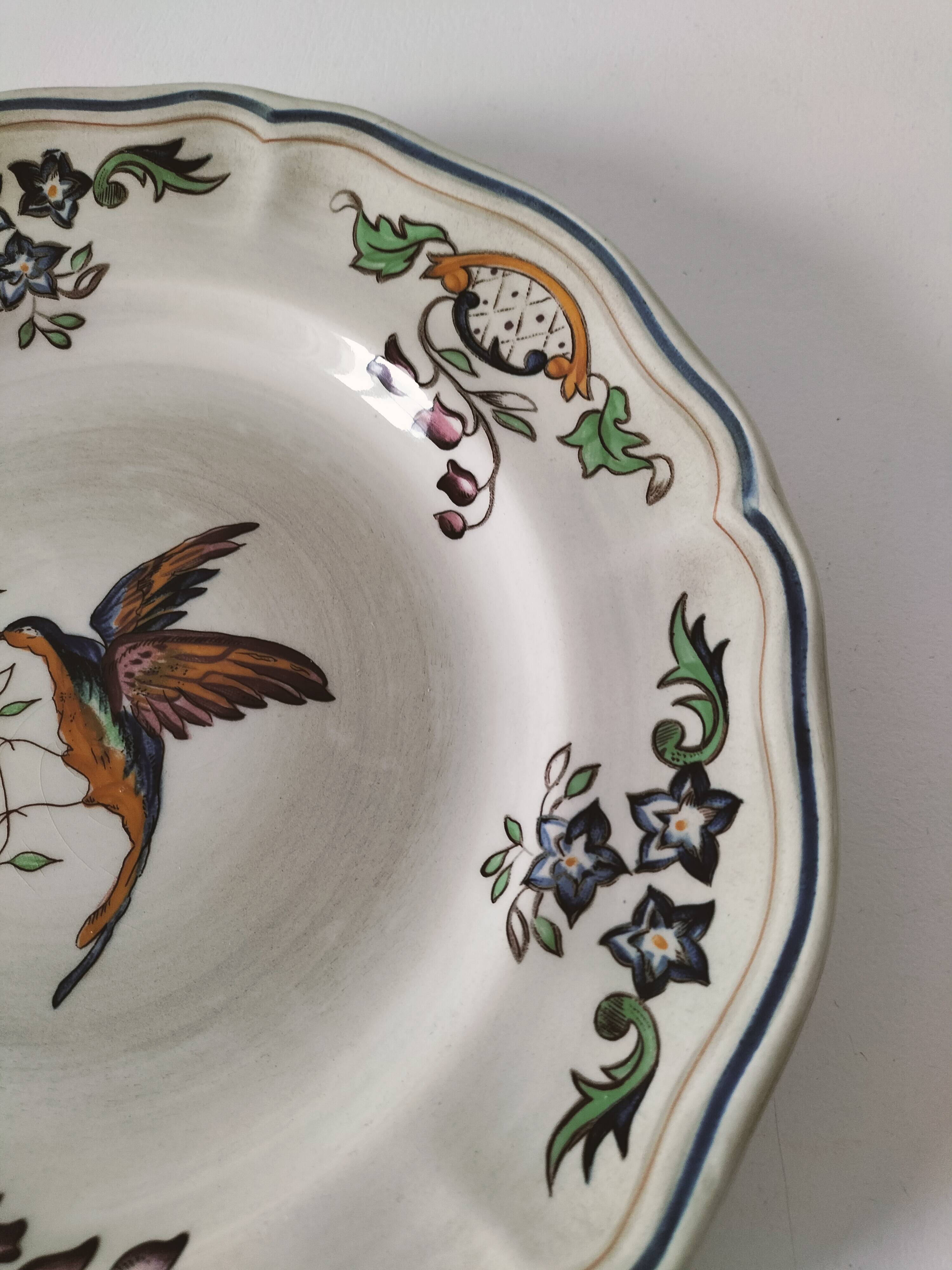 Longchamp plate – “hand-style” decoration, a reinterpretation of the Cléry model