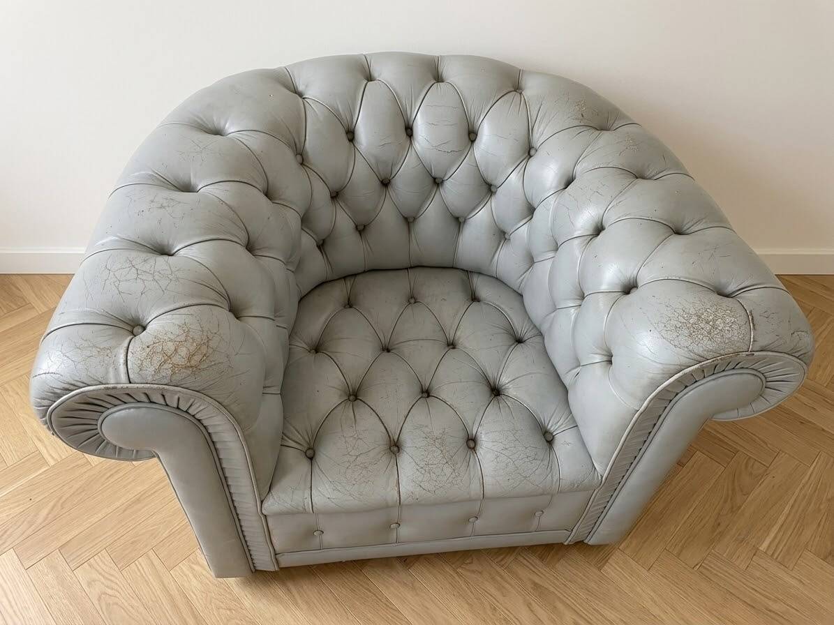 Sofa + 2 grey leather Chesterfield armchairs