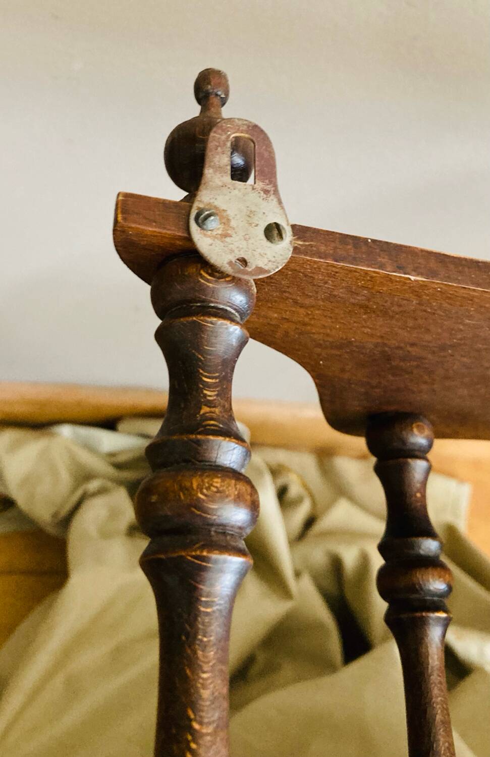 Napoleon III wall shelf, 19th century