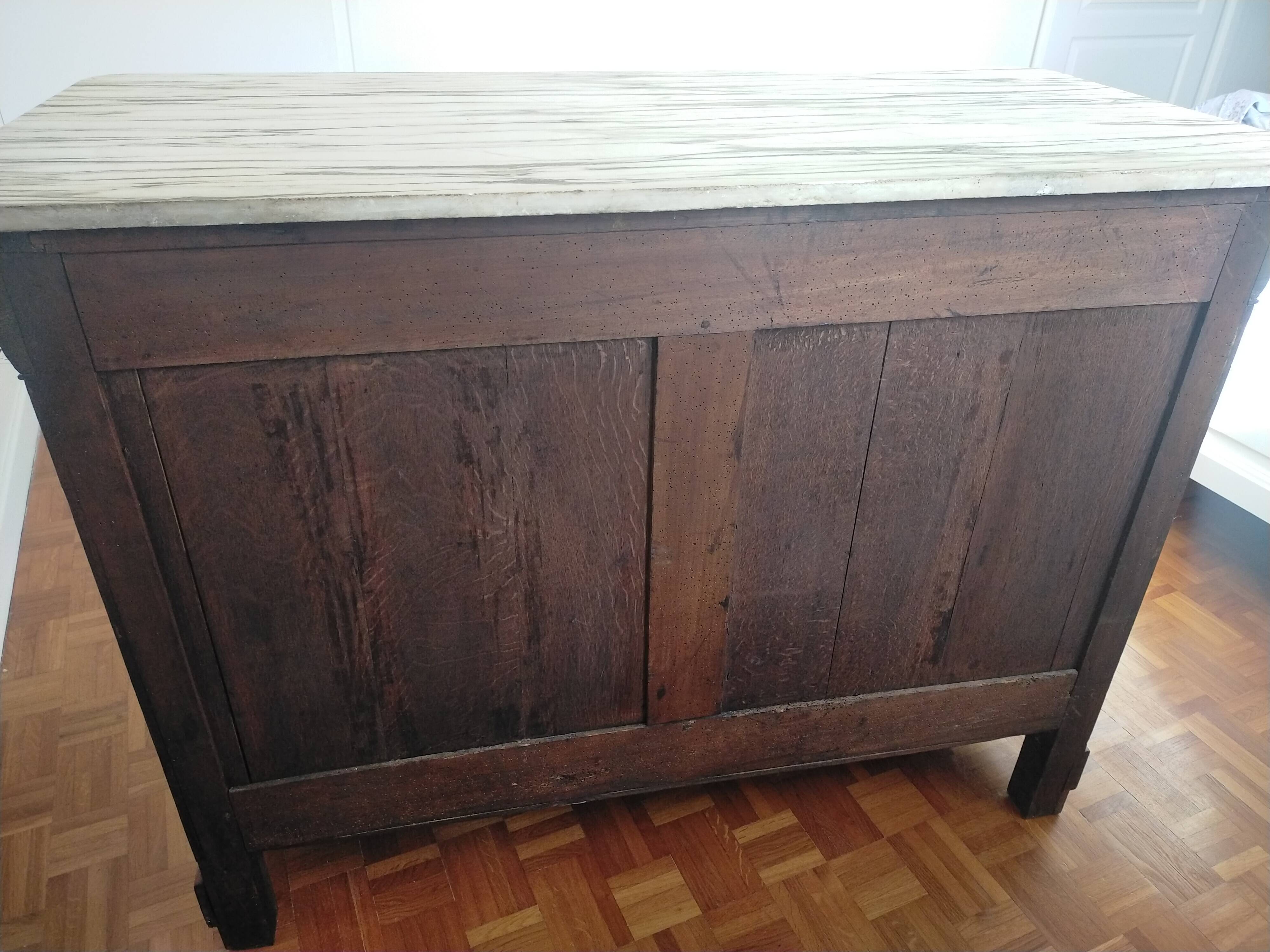 Commode Louis Philippe en acajou et plateau marbre