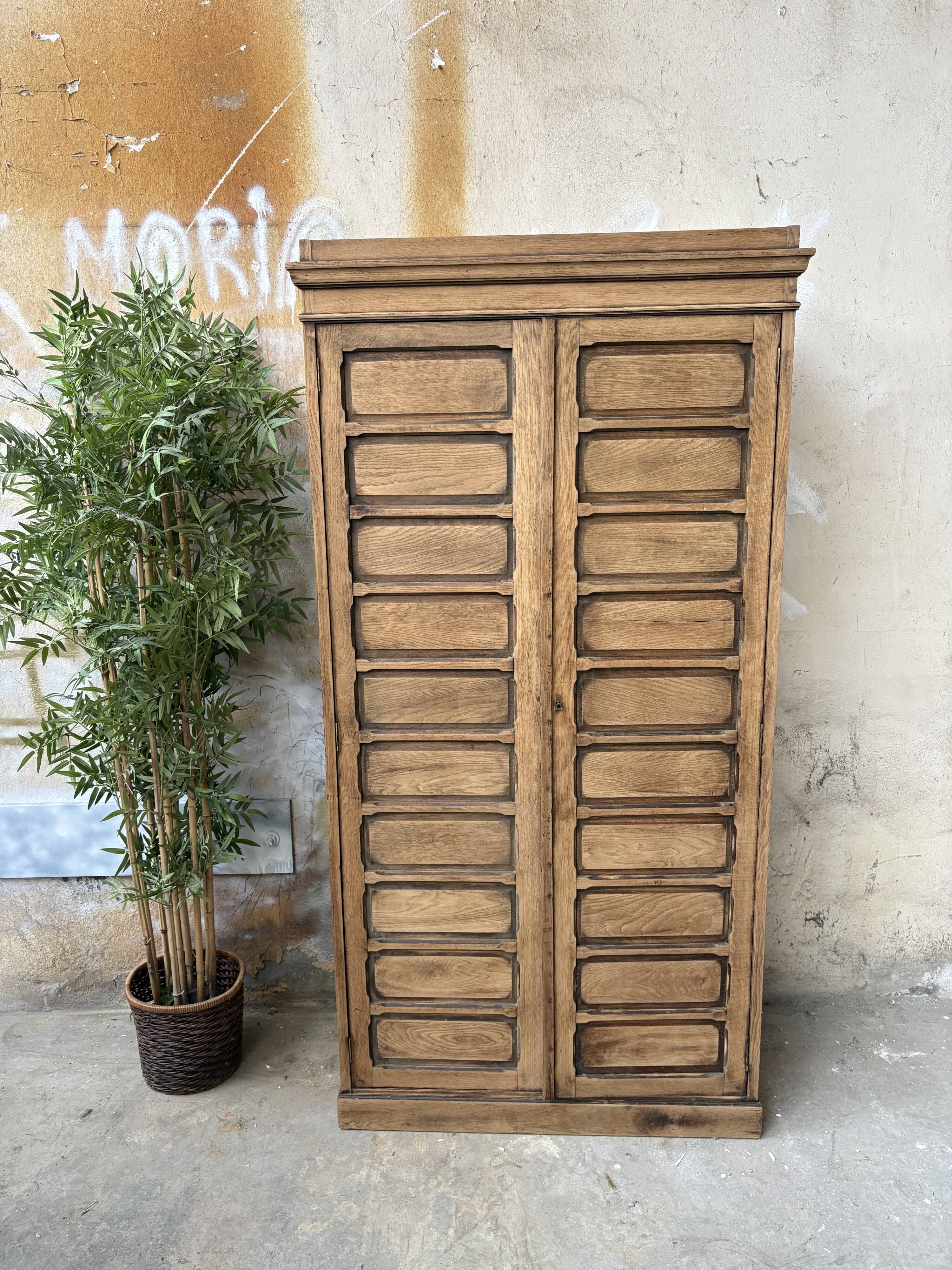 Antique oak storage cabinet – chic country style