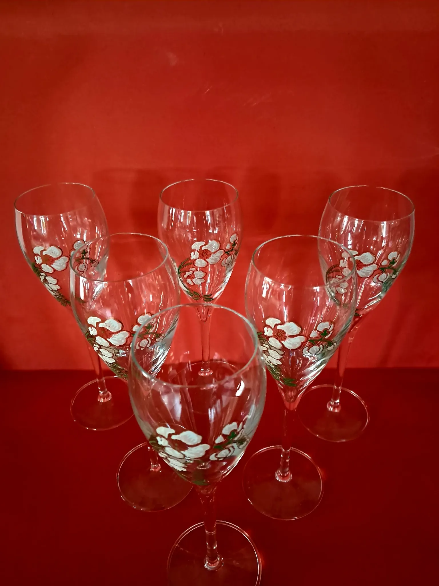 6 Perrier Jouet Belle Epoque champagne flutes in original box.