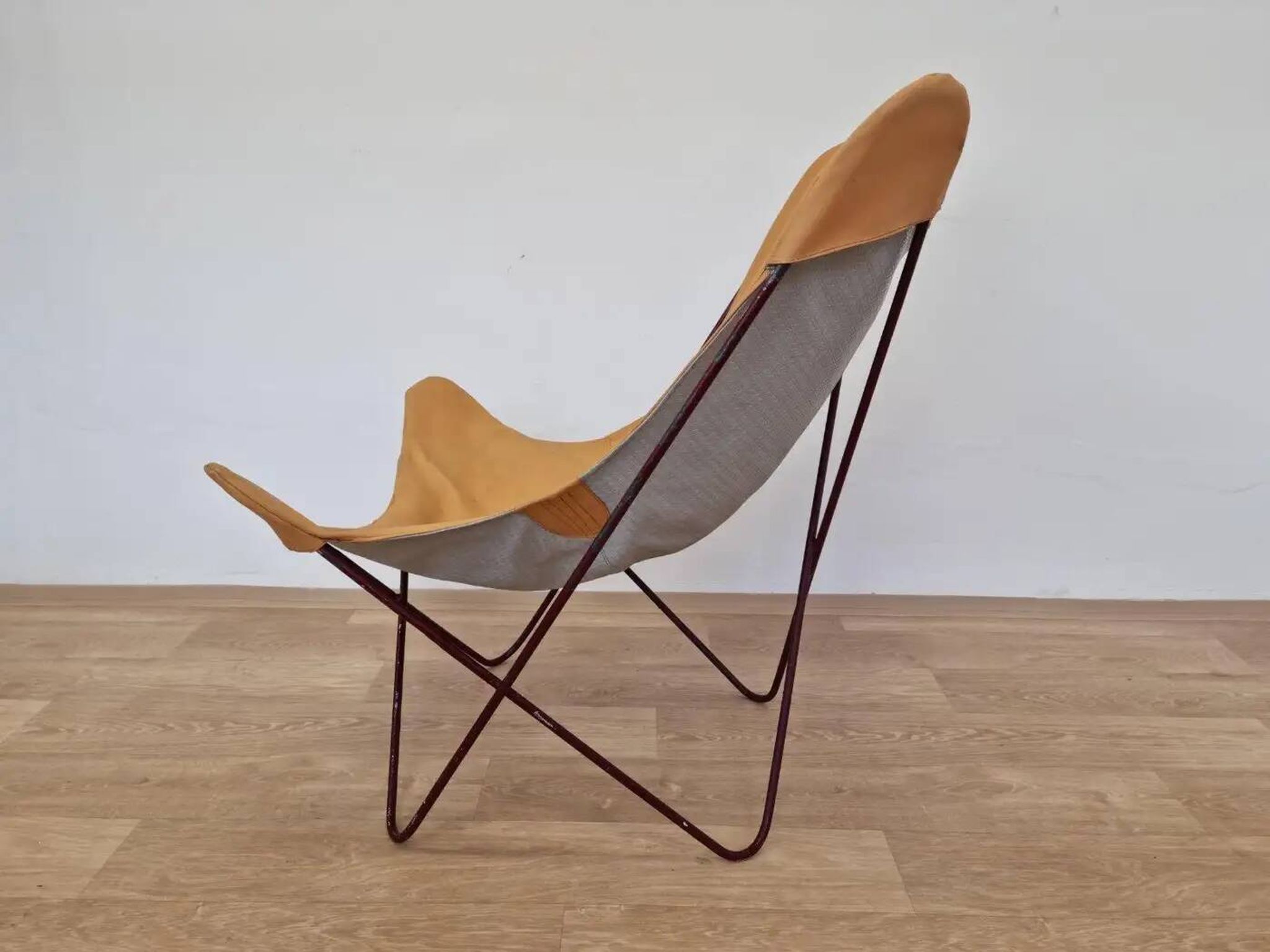 Vintage midcentury BKF Hardoy butterfly chair, 1970s
