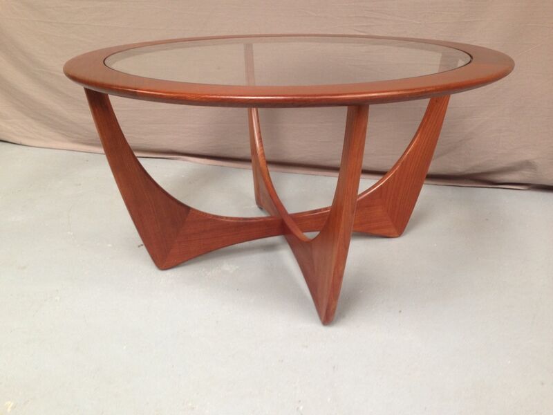 Round coffee table