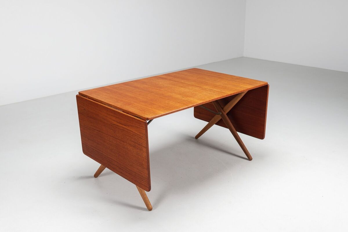 Hans Wegner model AT-309 dining table in teak Andreas Tuck Denmark 1952