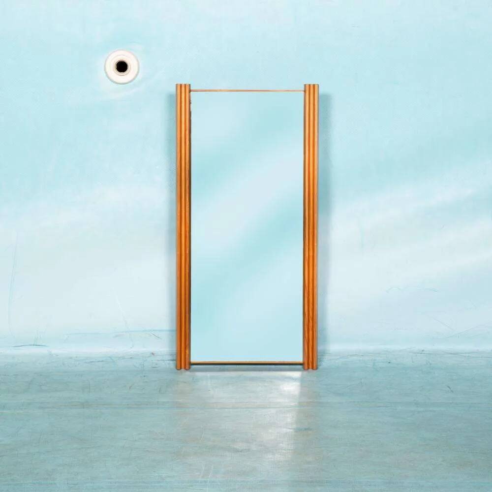 Miroir suédois minimaliste en bois de pin Japandi des années 70