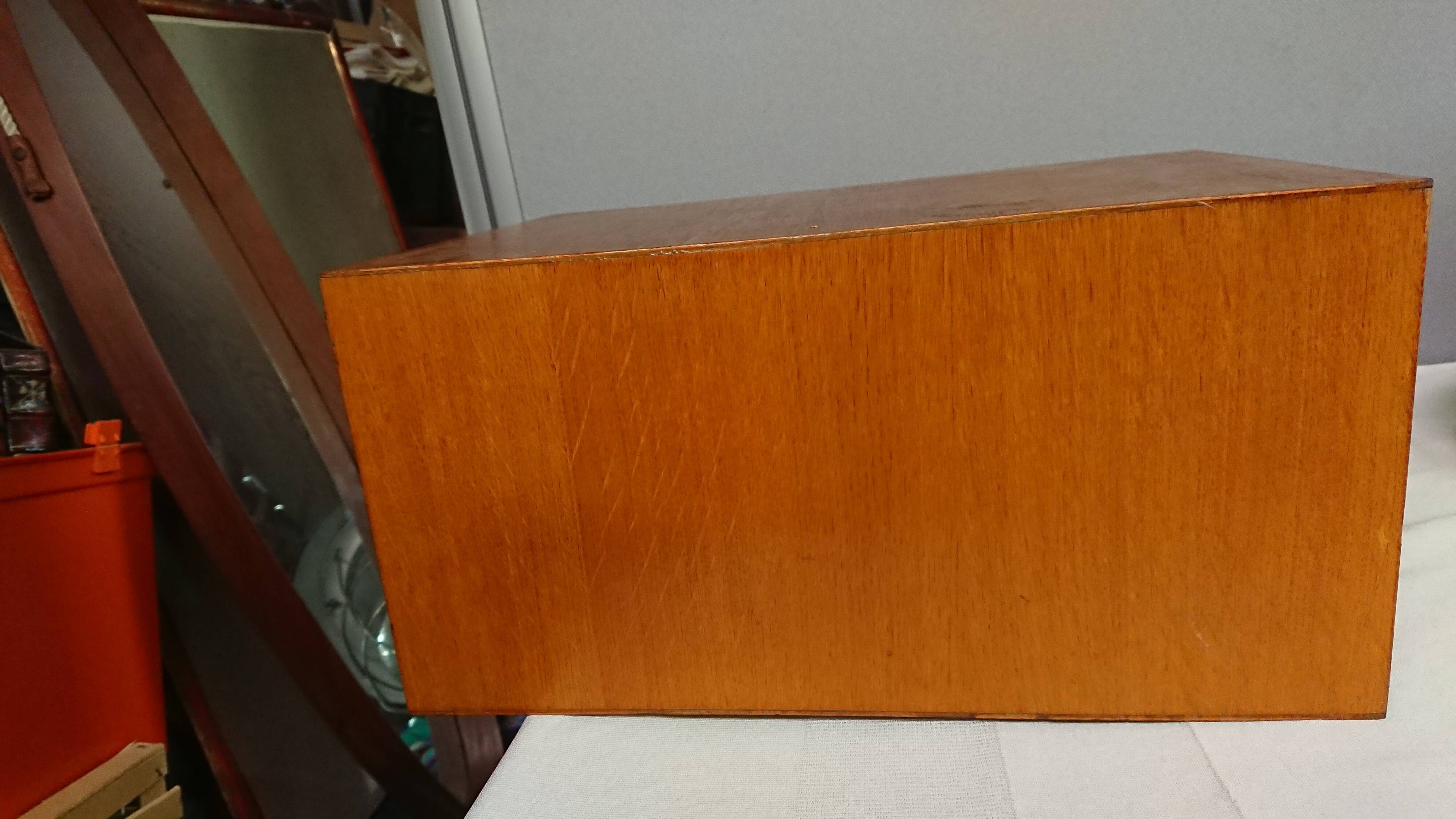 Ancien classeur en bois