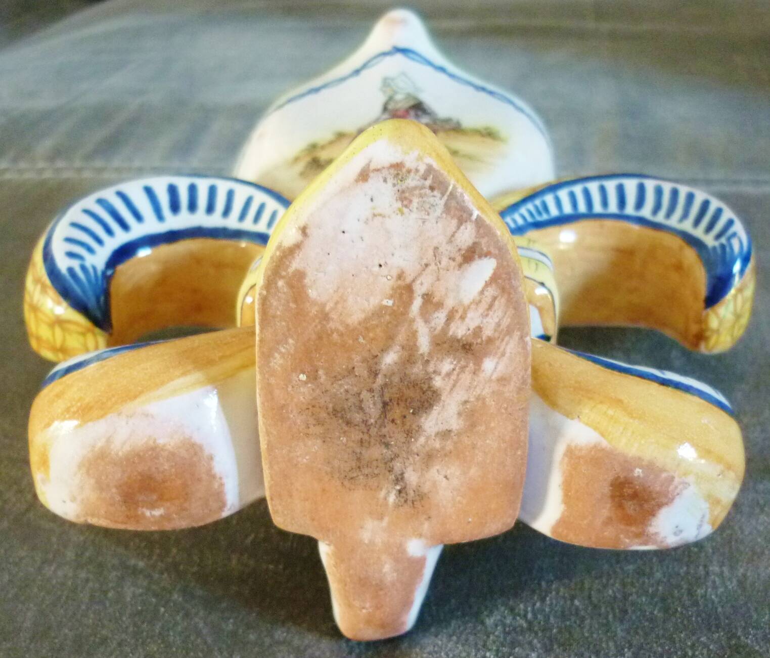 Fleur-de-lis shaped vase, glazed ceramic, Brittany, Quimper, Breton ermines, character