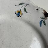 Set of 7 assorted plates