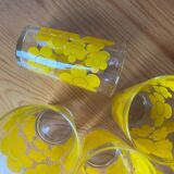 Juice glasses from the 70s flower power