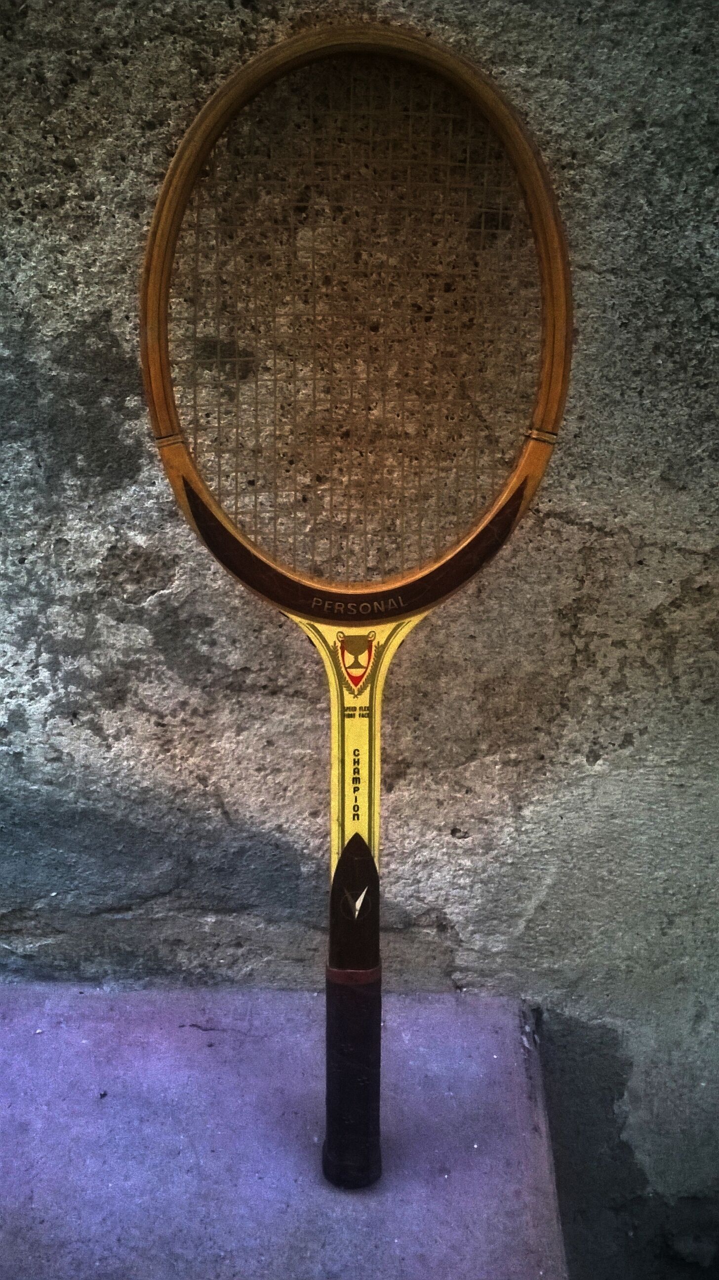 Raquette de tennis vintage