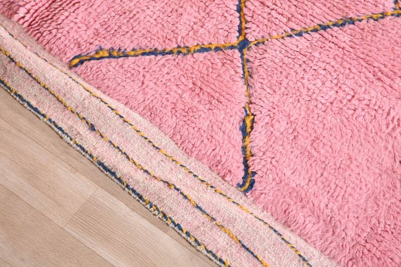 Handwoven natural wool rug 250/250 cm