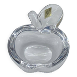 Empty pocket, apple