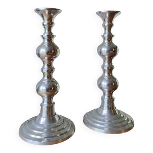 Paire de bougeoirs anciens