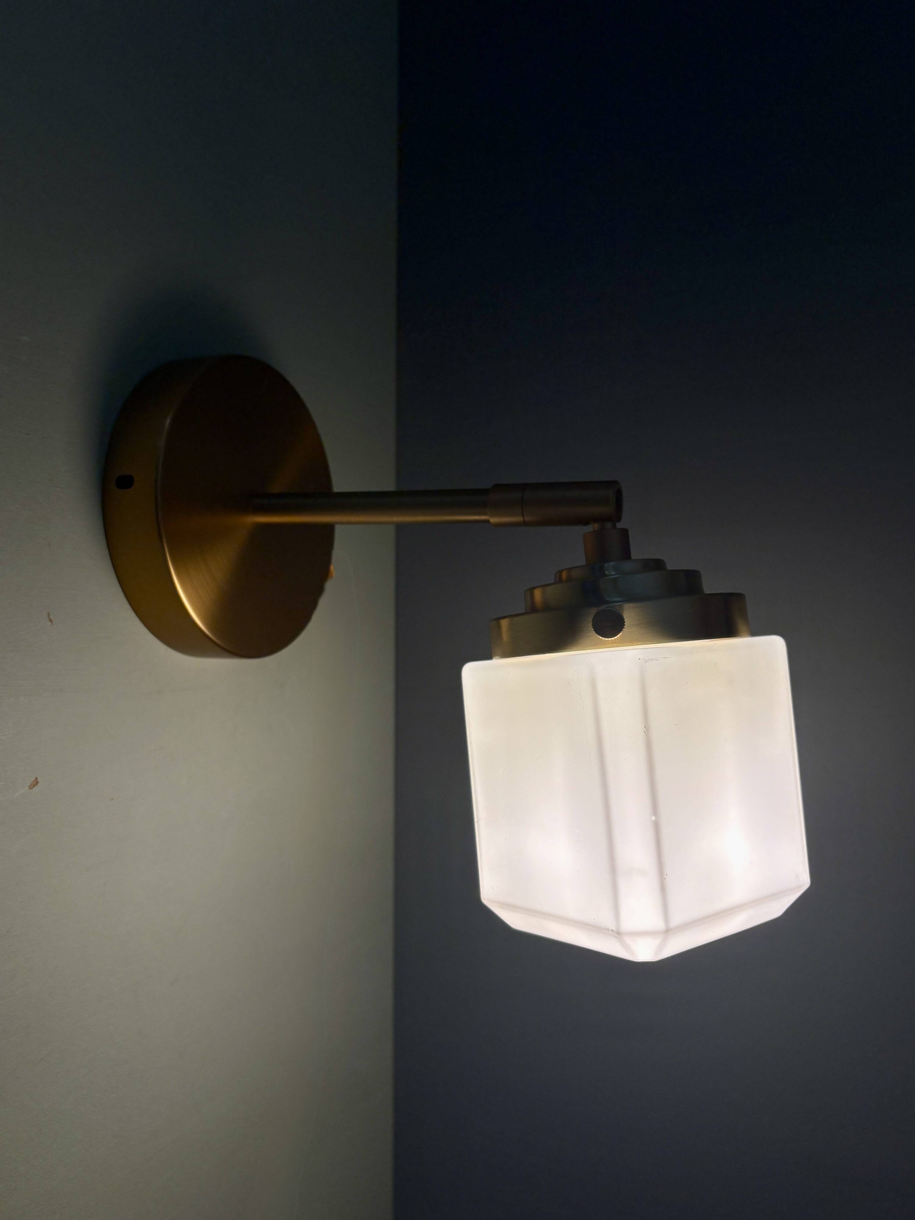 Vintage art deco globe wall lamp in white opaline