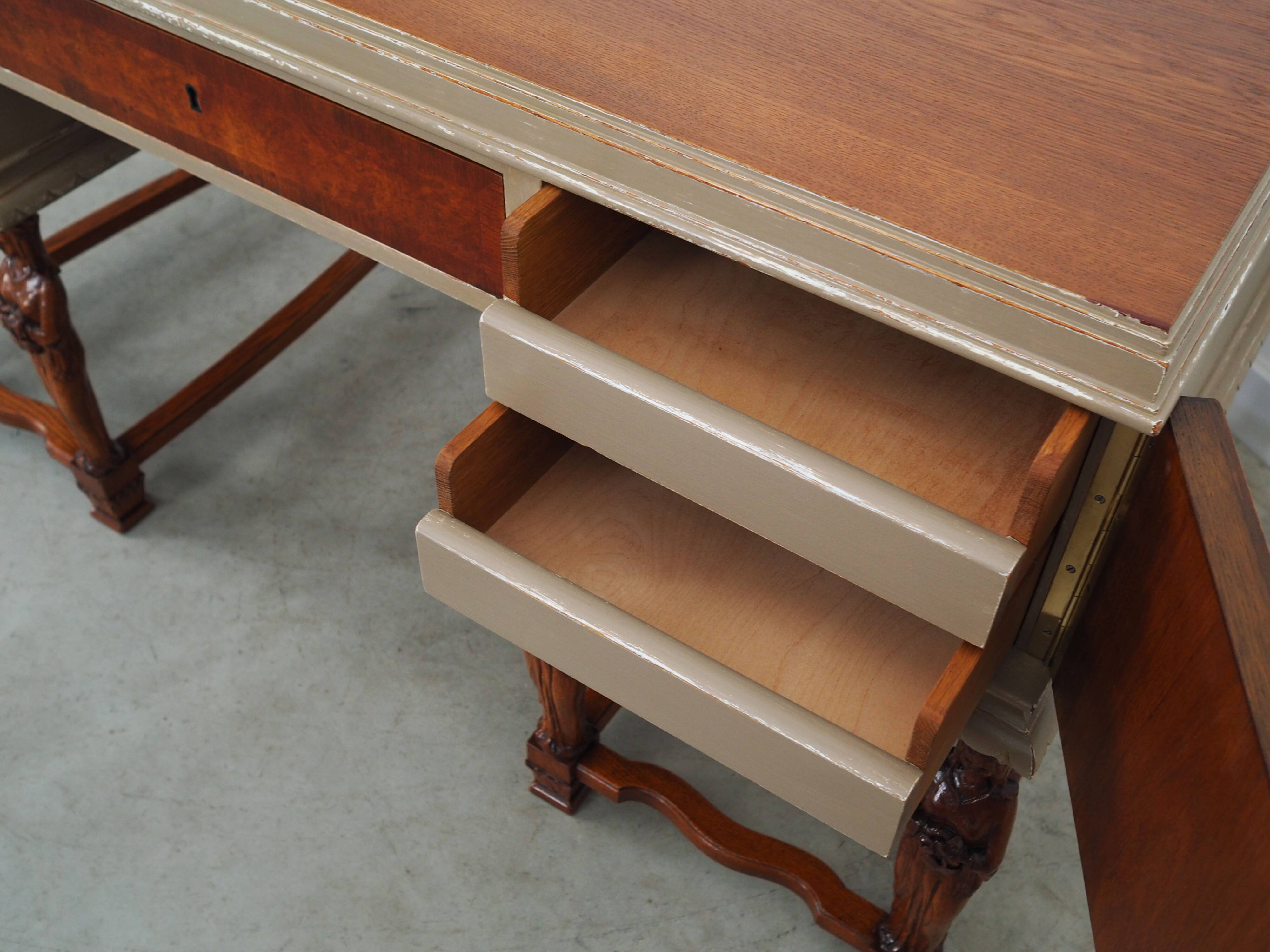 Bureau en chêne, design danois, années 1950, production : Danemark