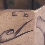 Round old brass brass brass art deco towel