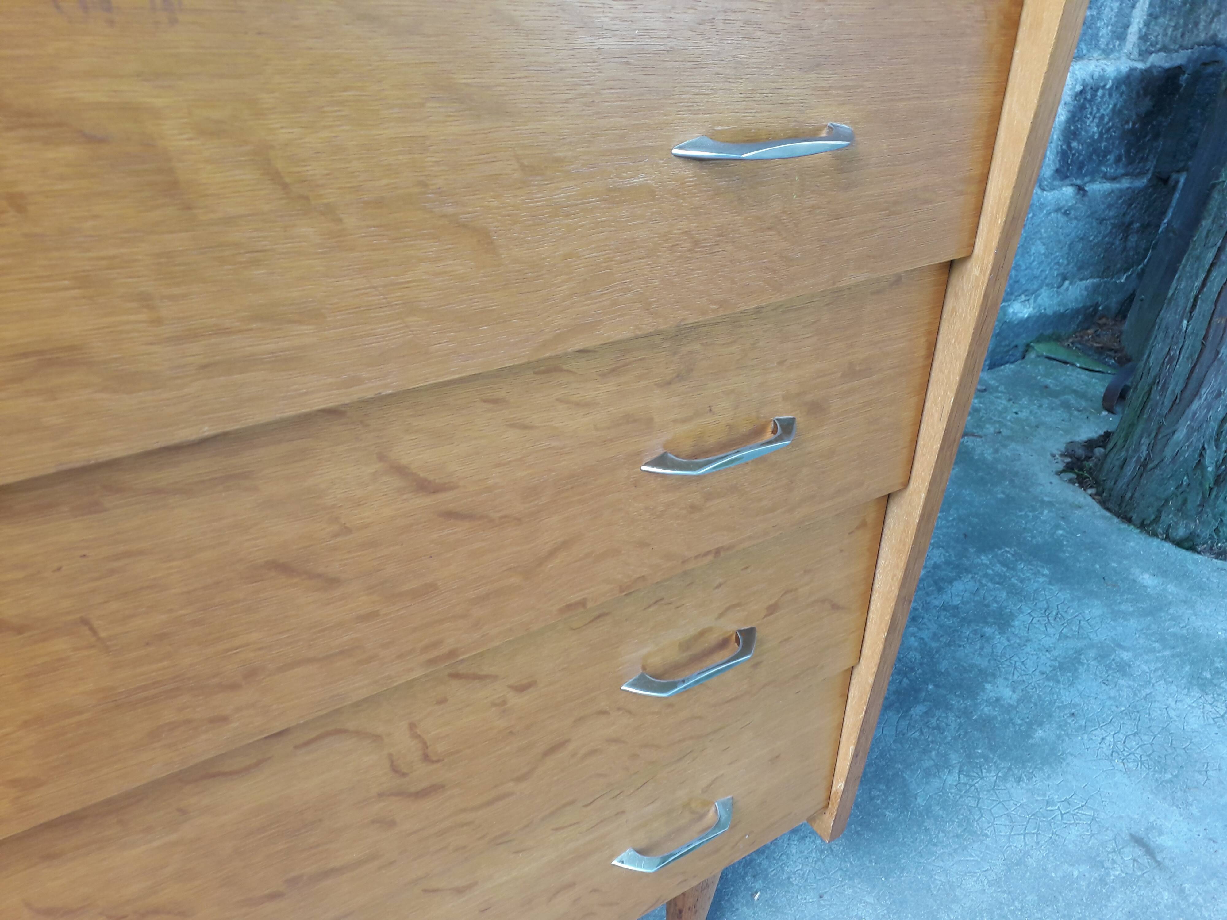 Vintage chest of drawers