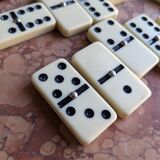 Old complete domino game