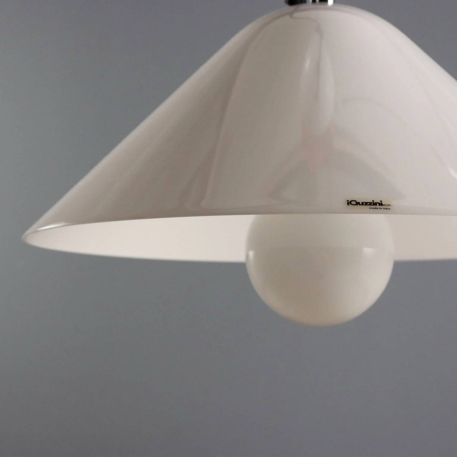 Vintage iGuzzini ceiling light in plastic, Italian design, 1970s.