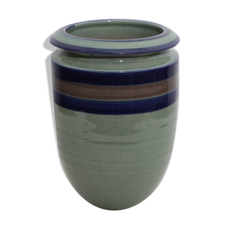 Green sandstone vase 3 strip