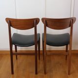 4 Scandinavian chairs in solid wood and black imitation leather