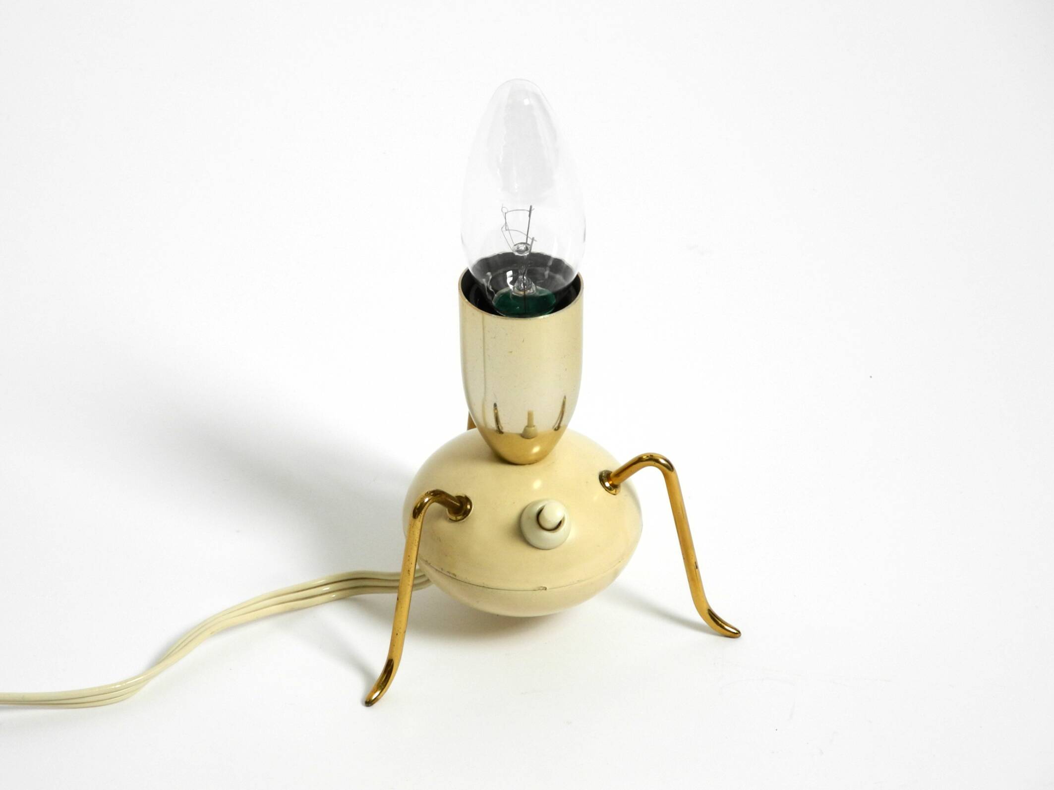 Beautiful very rare original Mid Century Modern brass tripod table lamp