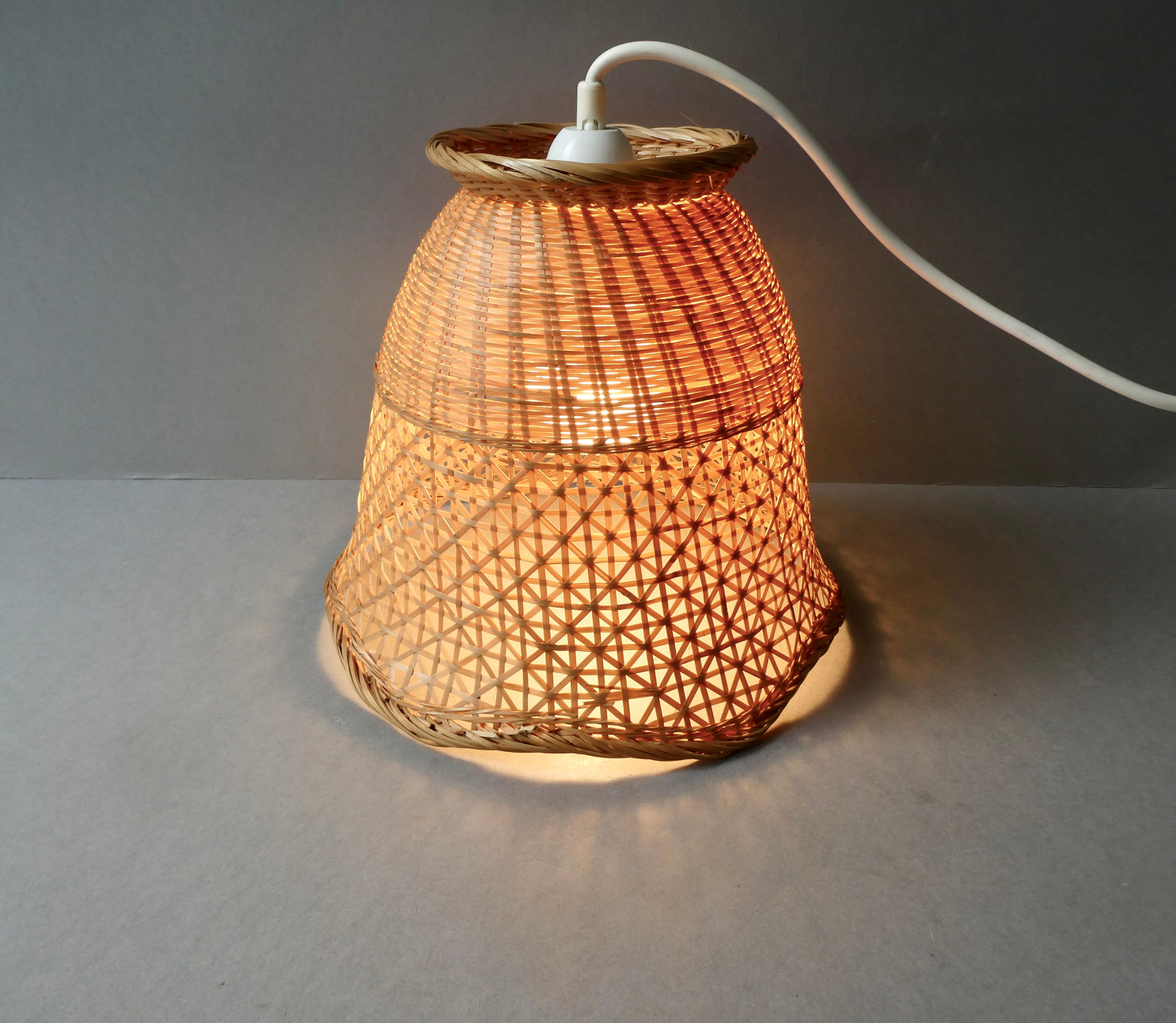 Woven wicker suspension, 70s