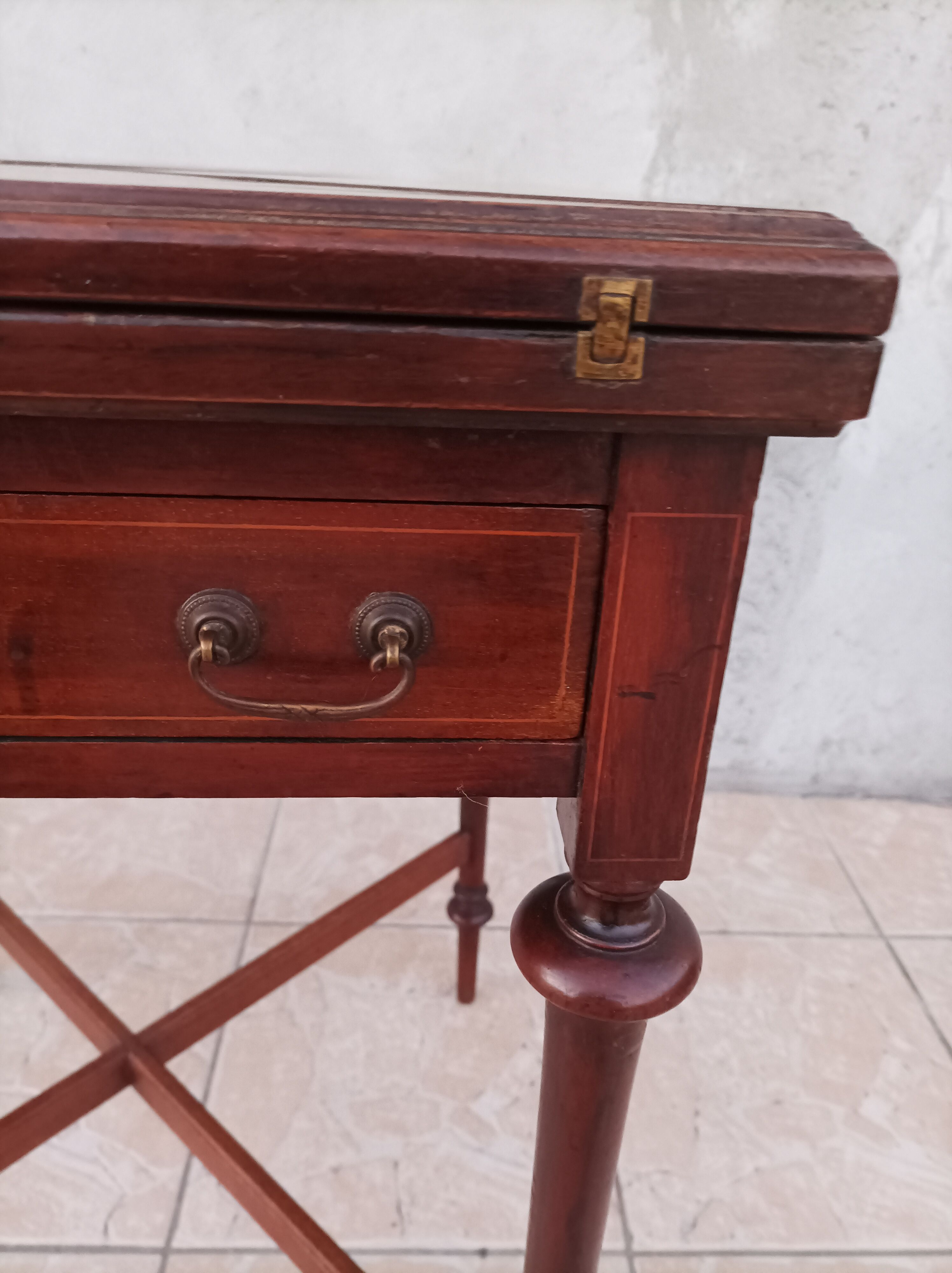 Game table in mahogany late 19th