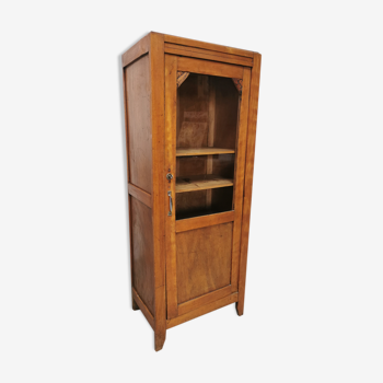 Armoire parisienne vitrée