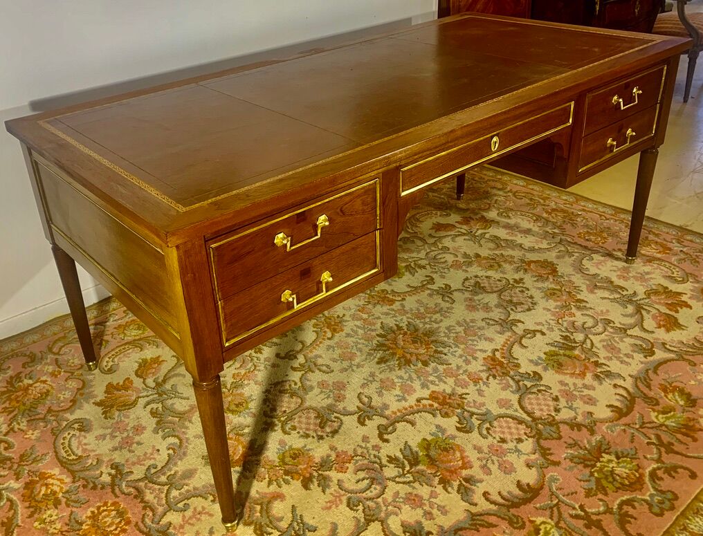 Louis xvi style office