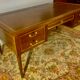 Bureau style louis XVI