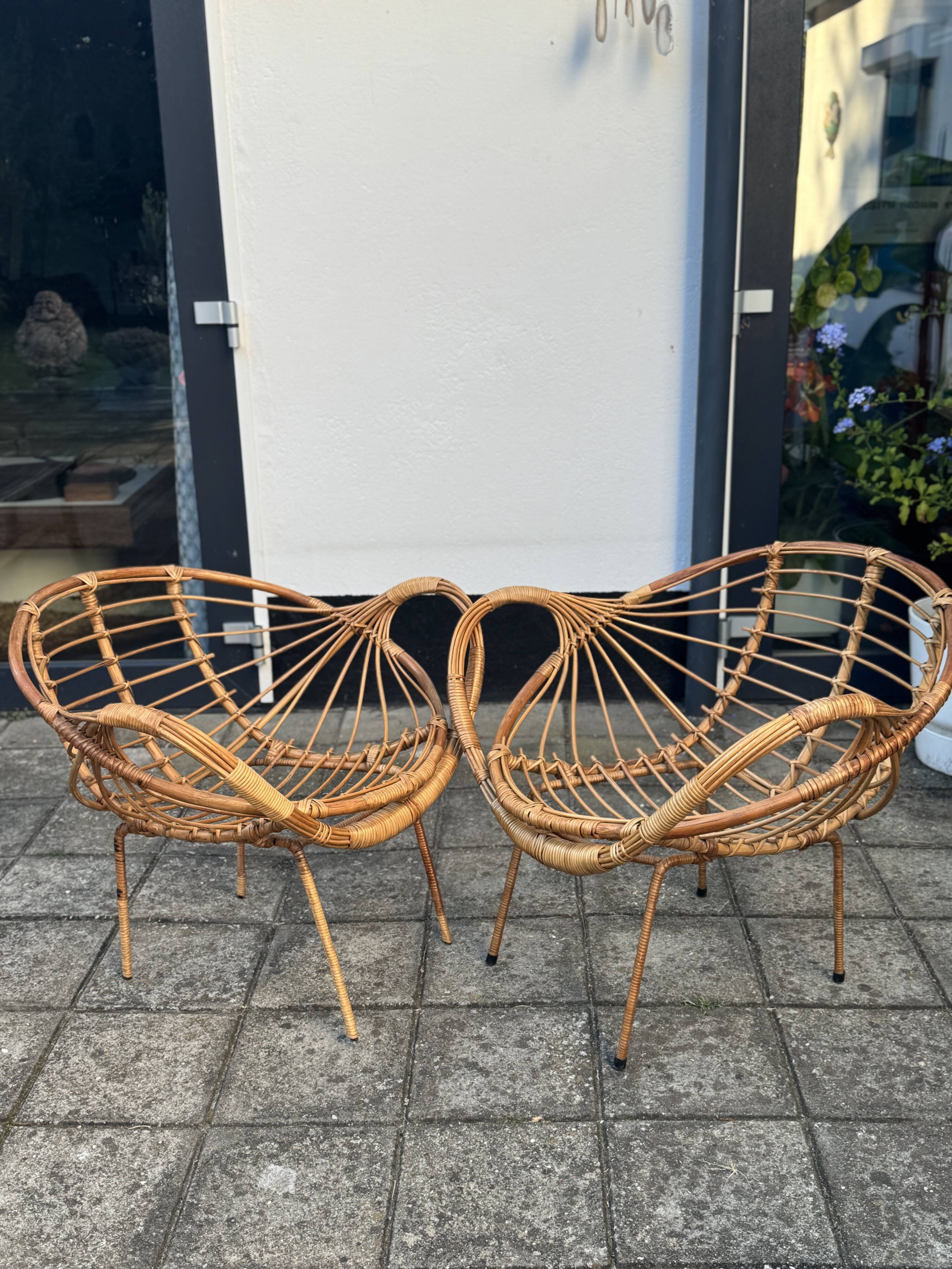 Chaises italiennes modernes en rotin et métal du milieu du siècle