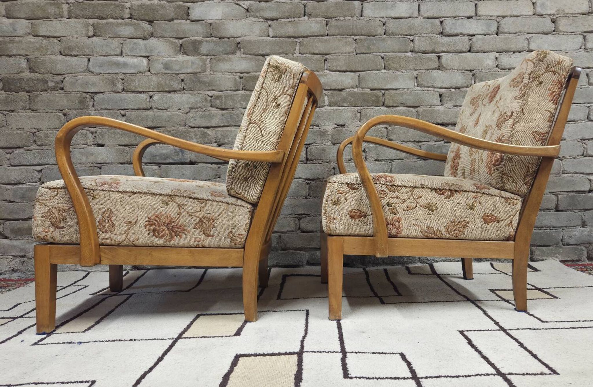Pair of vintage Scandinavian armchairs from the 60s-70s.