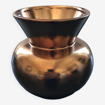 Coppery gold vase